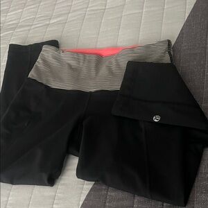 Lululemon Athletica Black and Pink Leggings size 6
